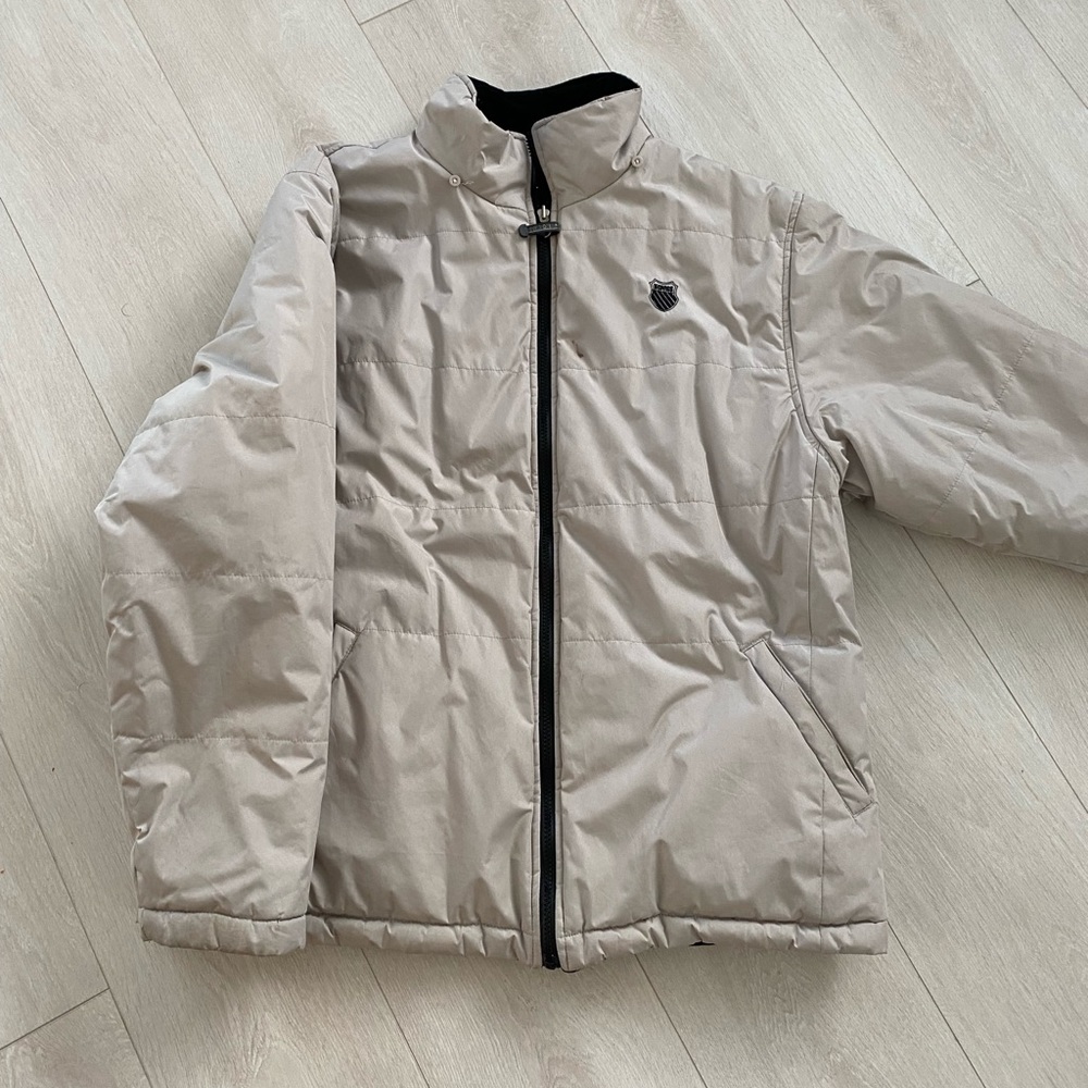 K-Swiss Mens XL reversible jacket. Black corduroy and beige puffer.